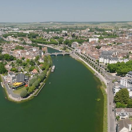Le Cosy Du Tambour D'Argent Apartamento Sens Exterior foto